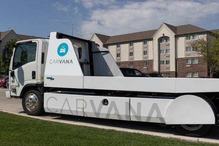 Carvana vehicle transport truck