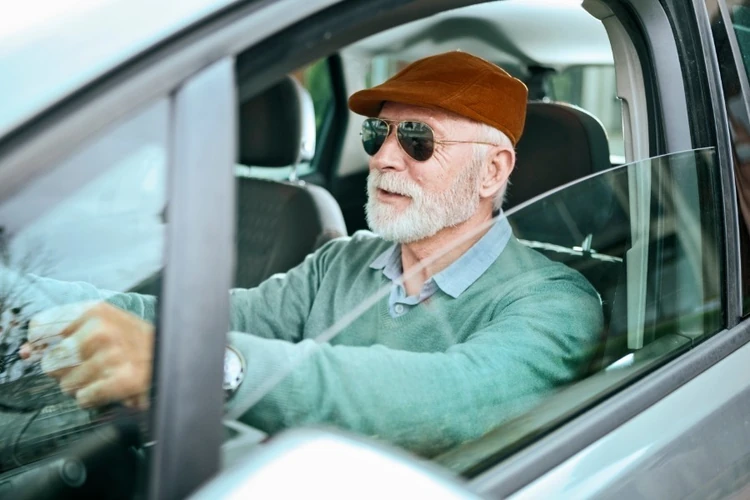 Driving with the windows down could expose consumers to 80 percent more air pollution