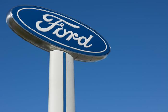 Ford dealership sign