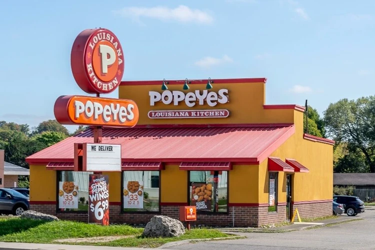 Popeyes Reveals New Buffalo Ranch Chicken Sandwich 8030