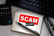 FTC warns of scammers impersonating U.S. immigration officers image
