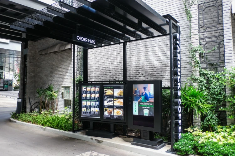 Welcome to the Rise of Drive-Thru-Only Restaurants - QSR Magazine