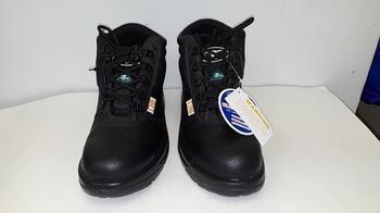 steel toe sneakers canada