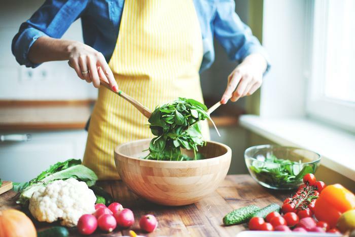 Eating one cup of leafy green vegetables per day can reduce your risk of  heart disease