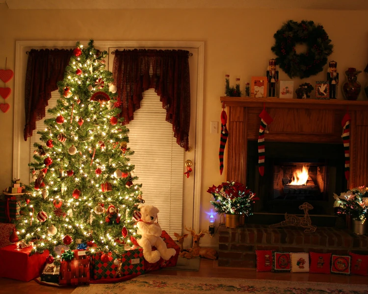 10 ways to lower your holiday electric bills