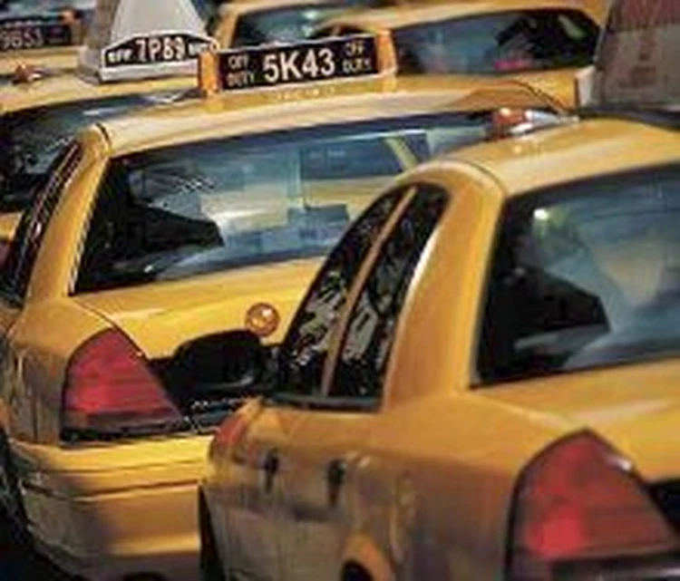 Ford Discontinues Crown Victoria, Lincoln Town Car