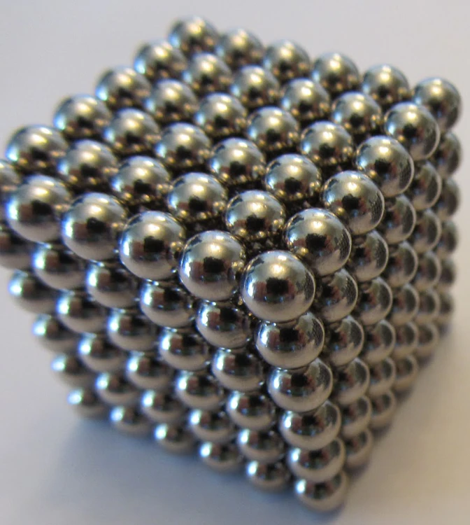 Easy Installation Bucky Ball Magnets , Mini Magnetic Balls Small Parts  Cylinder