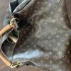 Is this normal? New LV Customer here… used for one trip and bought brand  new3 weeks ago : r/Louisvuitton