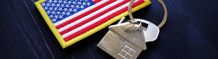 house keys with american flag
