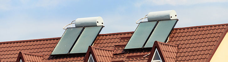 solar water heaters on rooftop