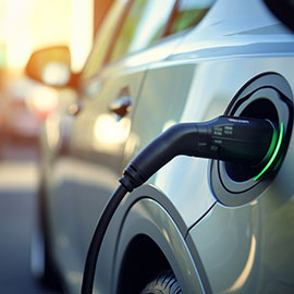 How many electric cars are in the U.S.? 2025 image