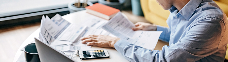 man filing taxes
