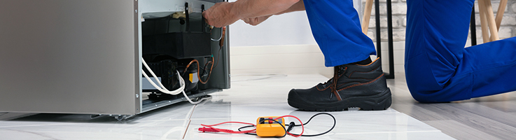 repairing refrigerator
