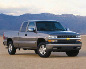 Research 2000
                  Chevrolet Silverado pictures, prices and reviews