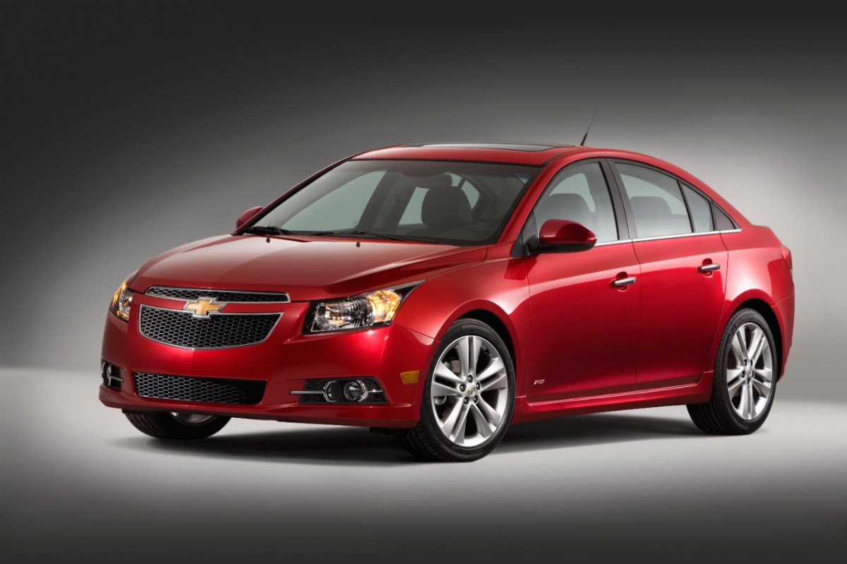 Consumer News: GM recalls 20,000 Buick Veranos and Chevrolet Cruzes