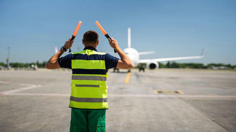 Safety regulators will investigate safety at 45 US airports