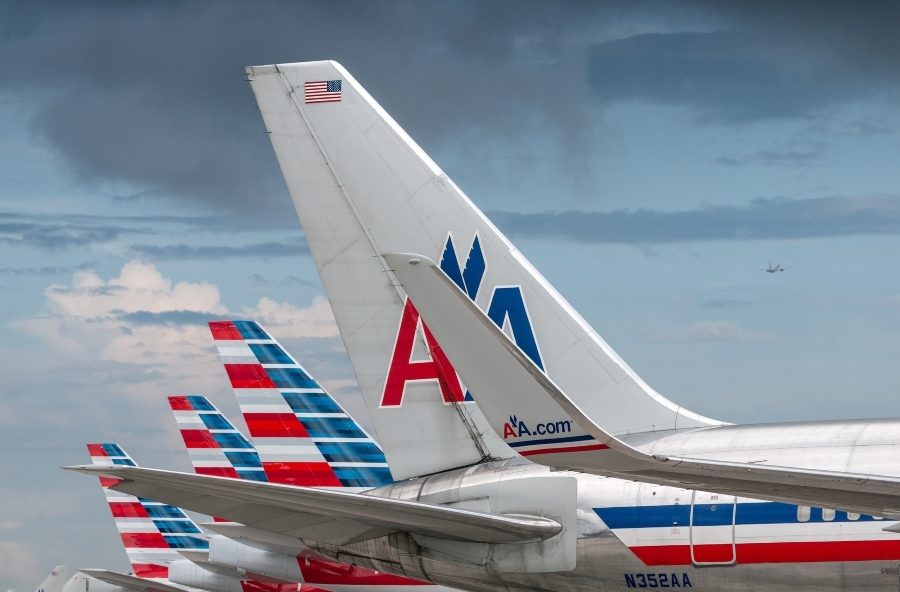 American Airlines pilots vote to authorize a strike