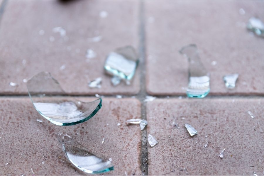Glass Tables and Pyrex Shattering