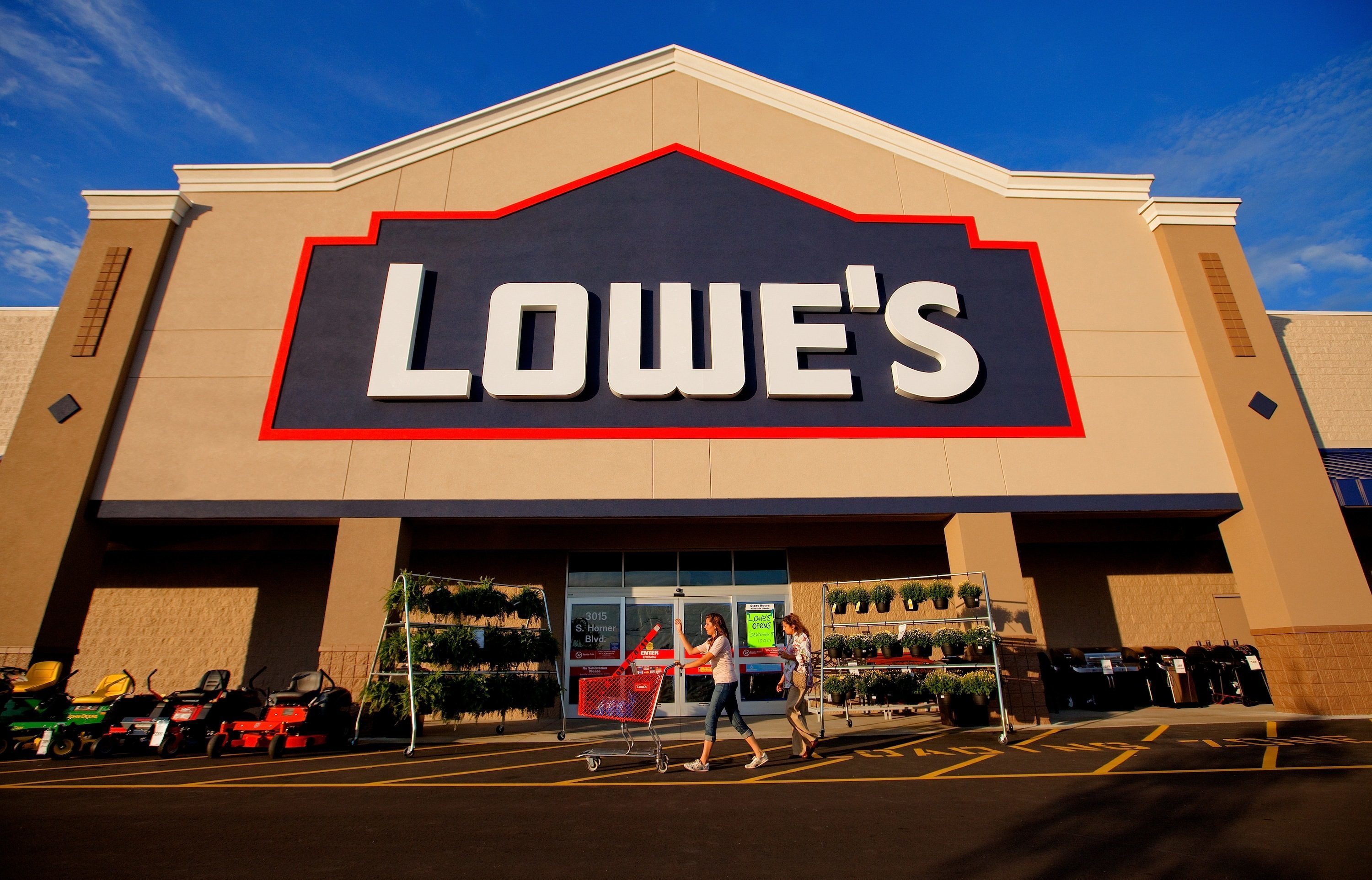 What Credit Bureau Does Lowe’S Use