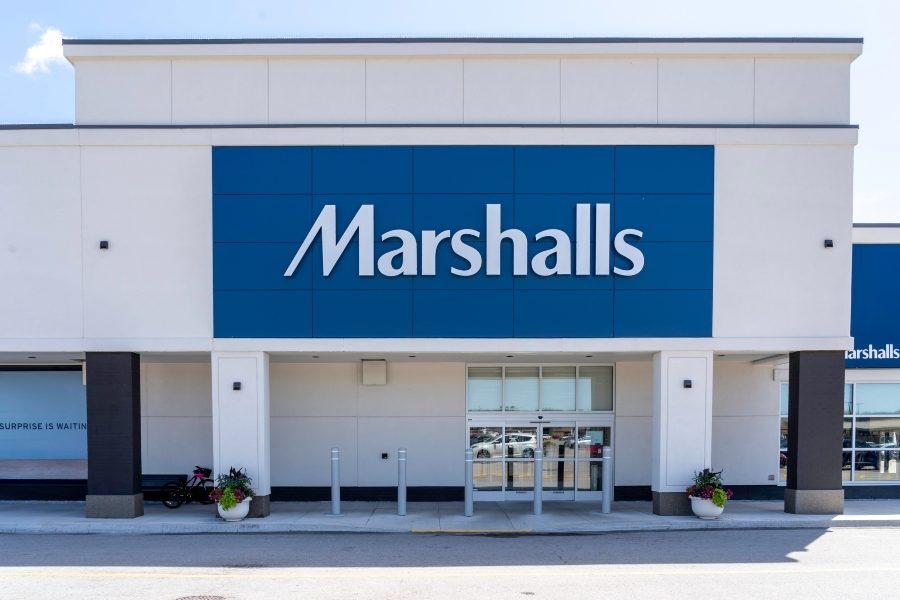 Apparel retailer Marshalls sticks a toe into the e-commerce world