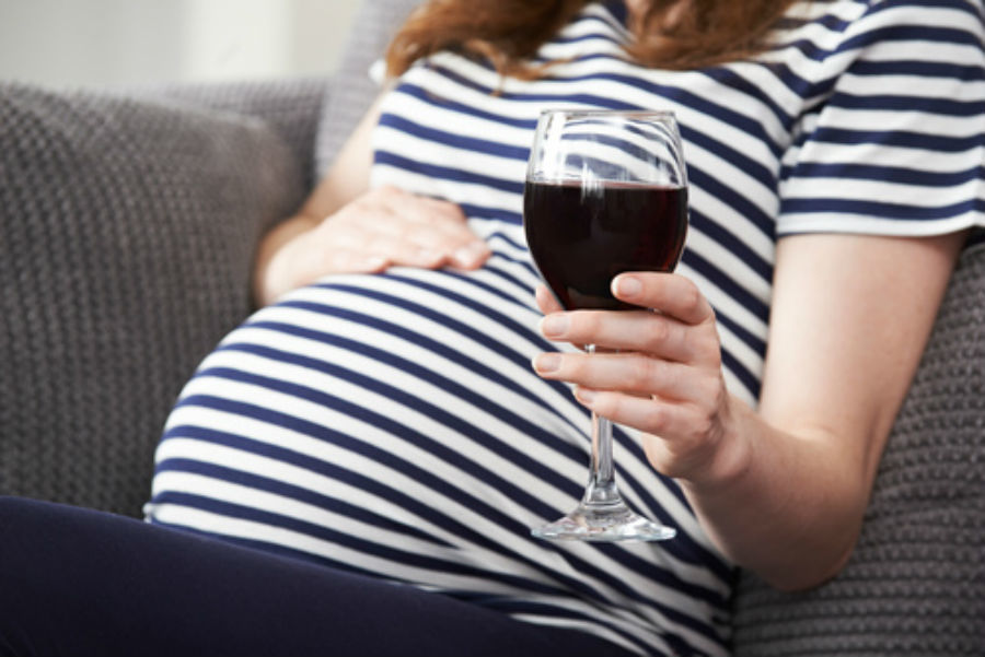 Drinking while pregnant found to cause harm across multiple generations