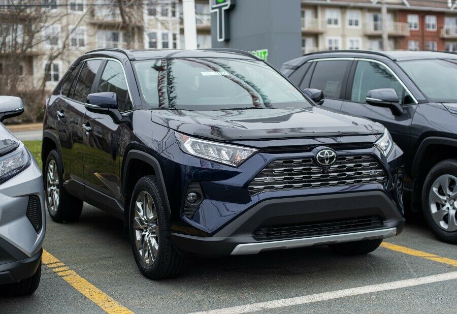 NHTSA launches investigation into Toyota RAV4 engine fires