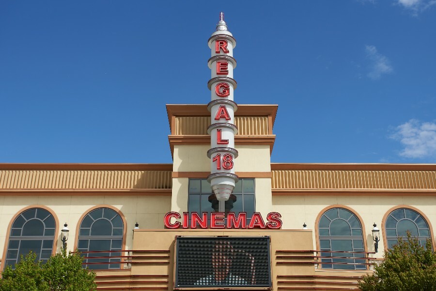 Regal Cinemas to reopen hundreds of locations next month