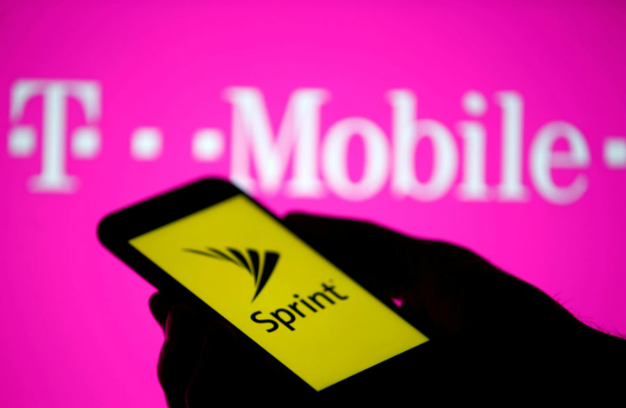 U S Senators Express Concern Over The T Mobile Sprint Merger