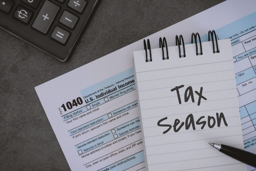 IRS offers taxpayers some last-minute filing tips