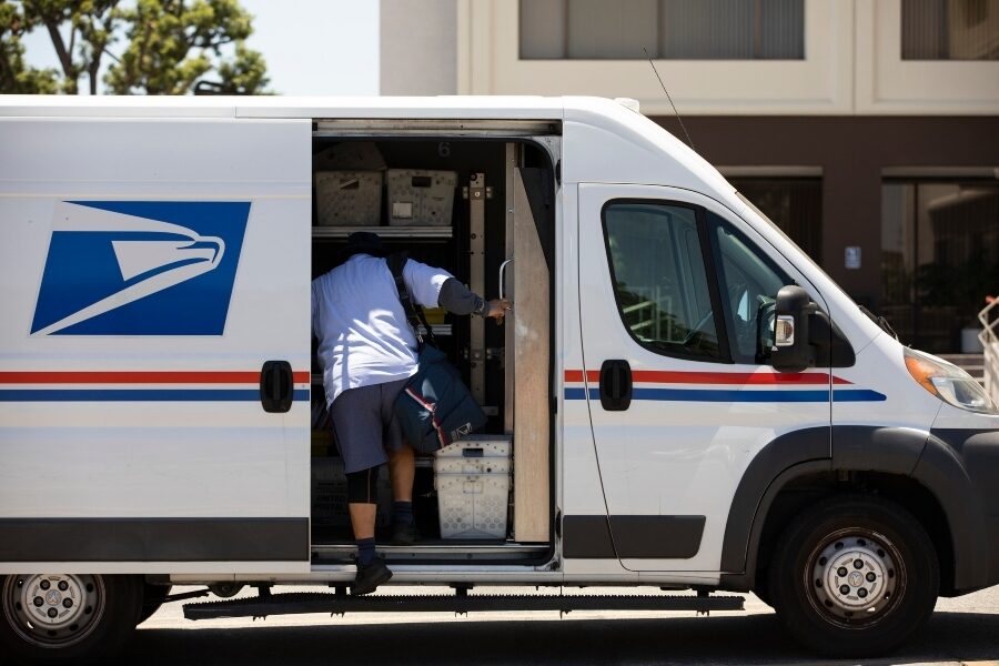 USPS Announces Deadlines For Shipping Holiday Gifts