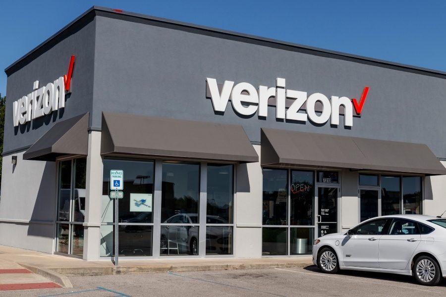 verizon-rolls-out-new-phone-plan-discounts-for-college-students