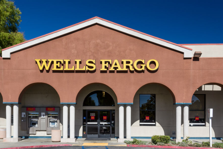 Wells Fargo considering lending to students with government debt