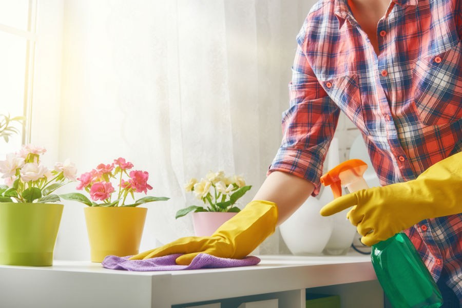https://media.consumeraffairs.com/files/news/Woman_cleaning_at_home_Choreograph_Getty_Images.jpg