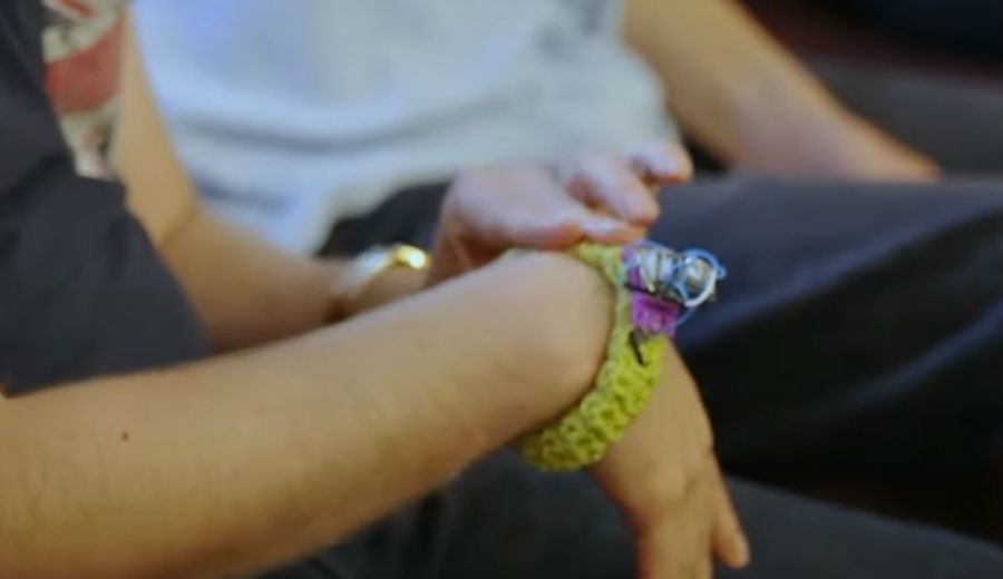 anxiety snap bracelet