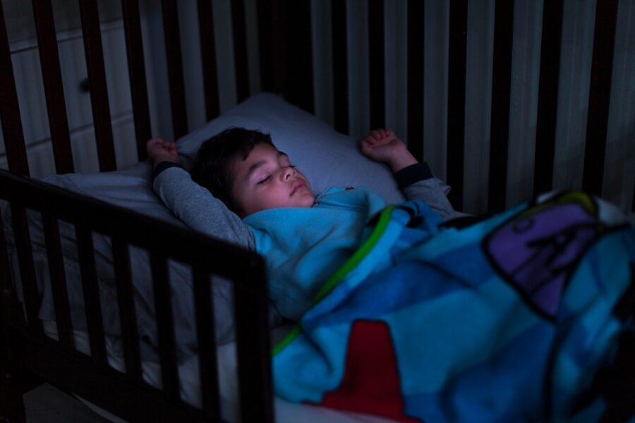 Toddlers with inconsistent sleeping patterns may struggle with health