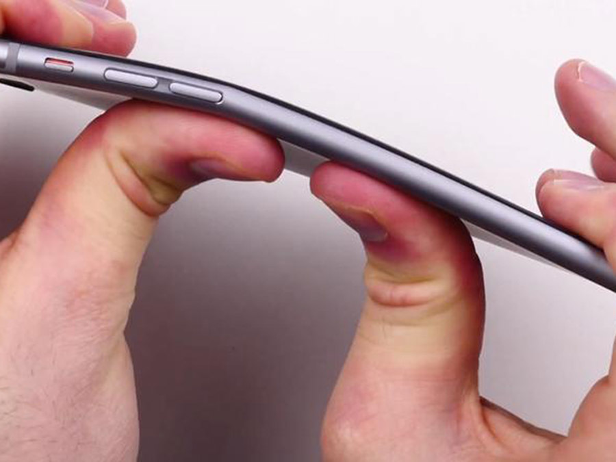 Apple offers fix for iPhone 6 Plus 'touch disease'