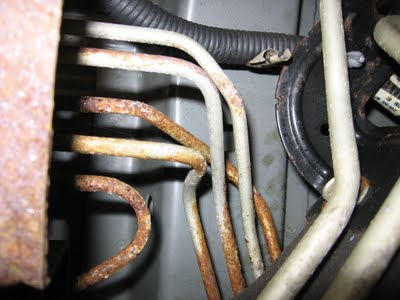 Consumers complain of corroded brake lines in older GM trucks 2000 cadillac escalade wiring schematic 