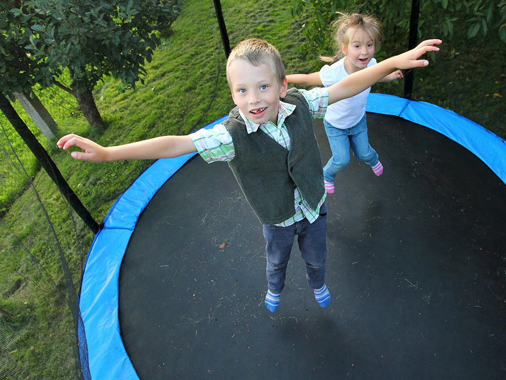 Trampoline reviews bounced a bit too high, feds find
