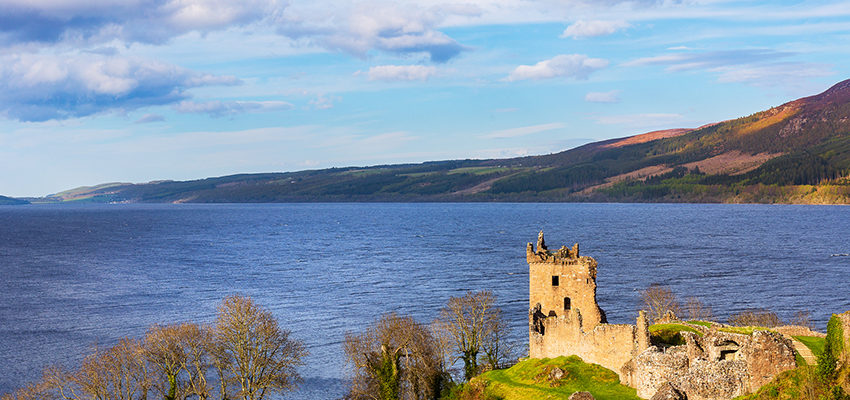 urquhart castle in loch ness