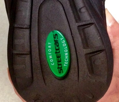 Top 35 Complaints and Reviews about Famous Footwear