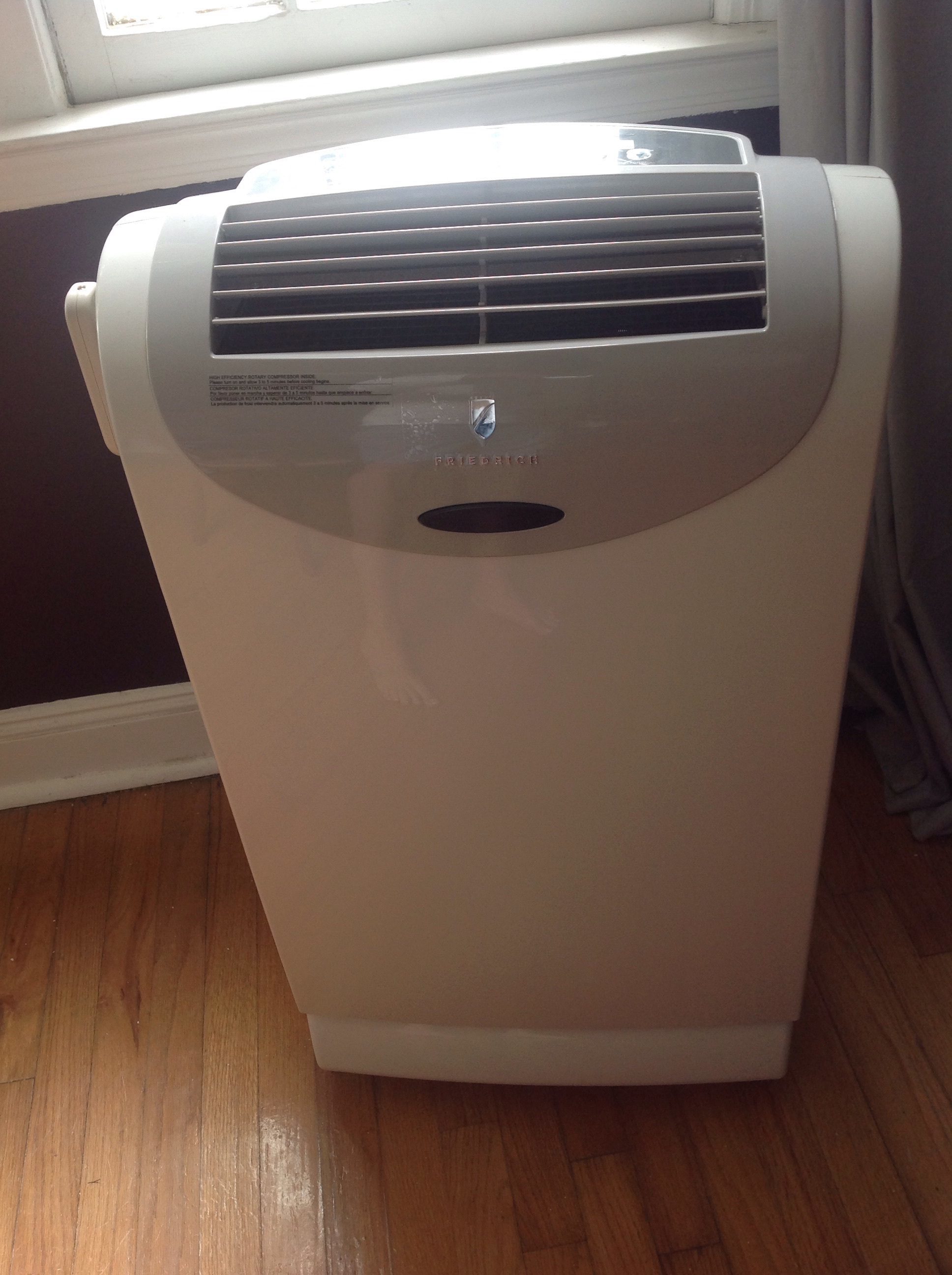 What are some air conditioners with positive reviews?