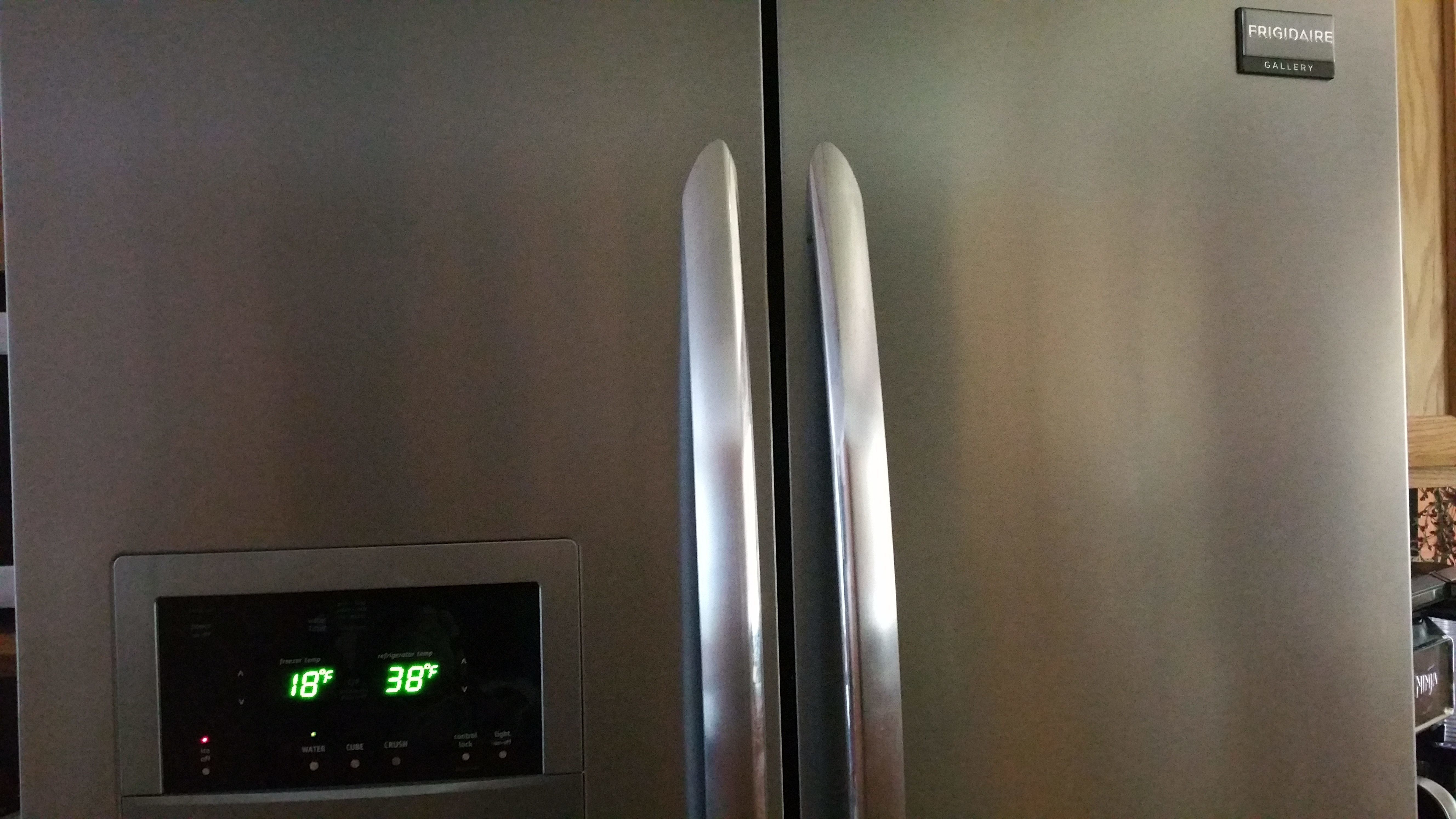 Top 939 Reviews and Complaints about Frigidaire Refrigerators