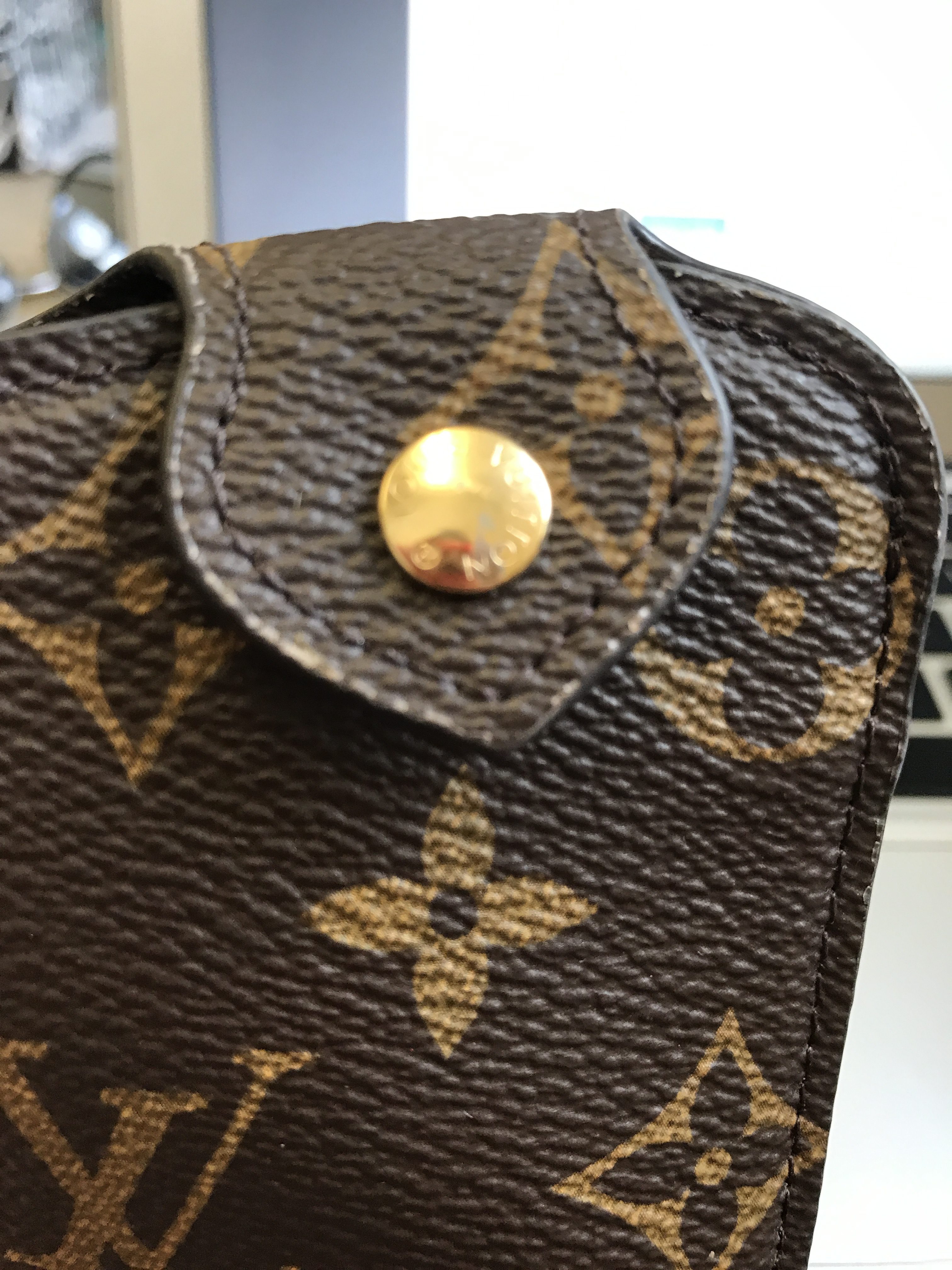 Edina Galleria Louis Vuitton Semashow