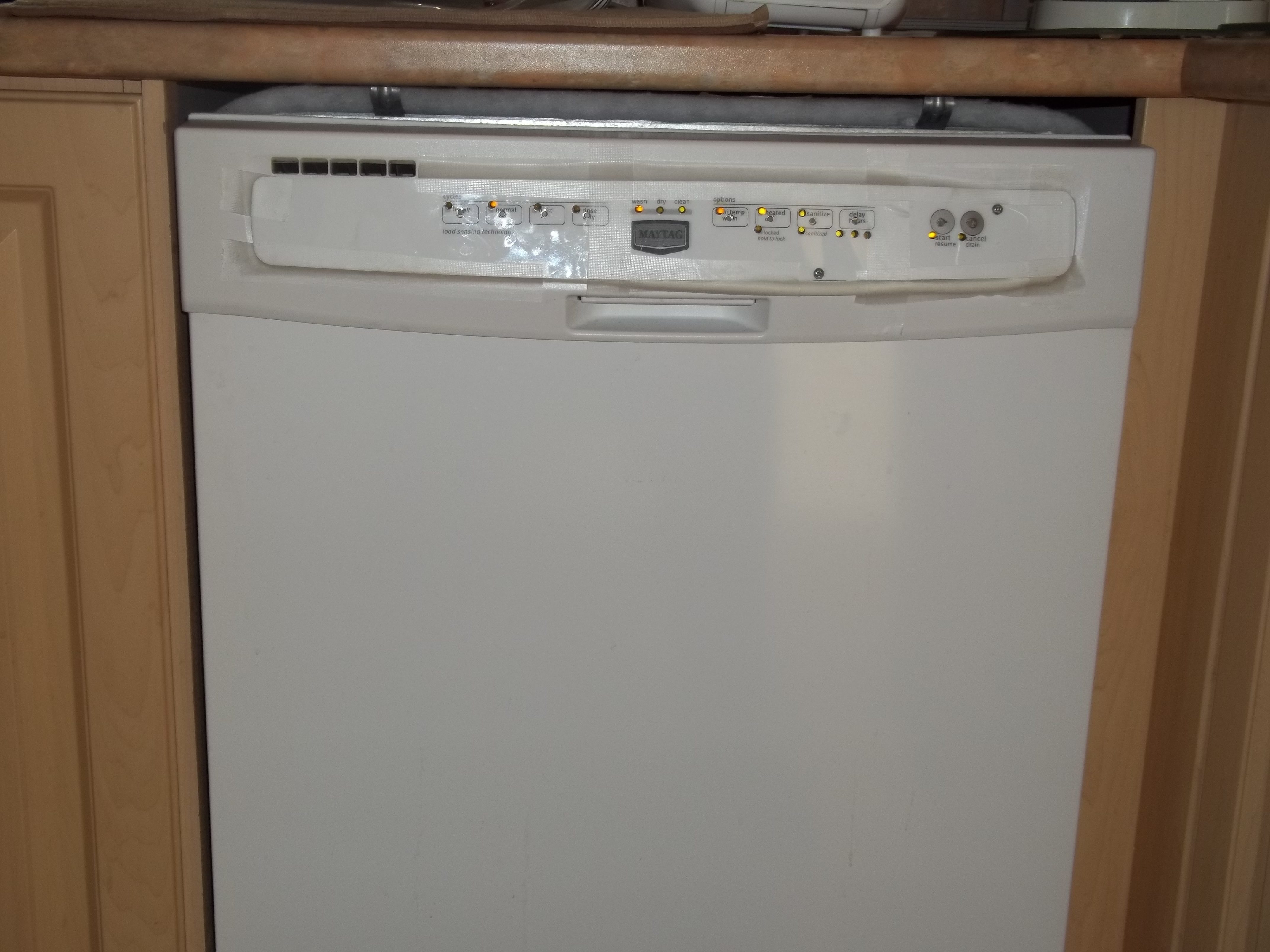 Where can you find reviews of the Maytag Quiet Series 200 dishwasher?
