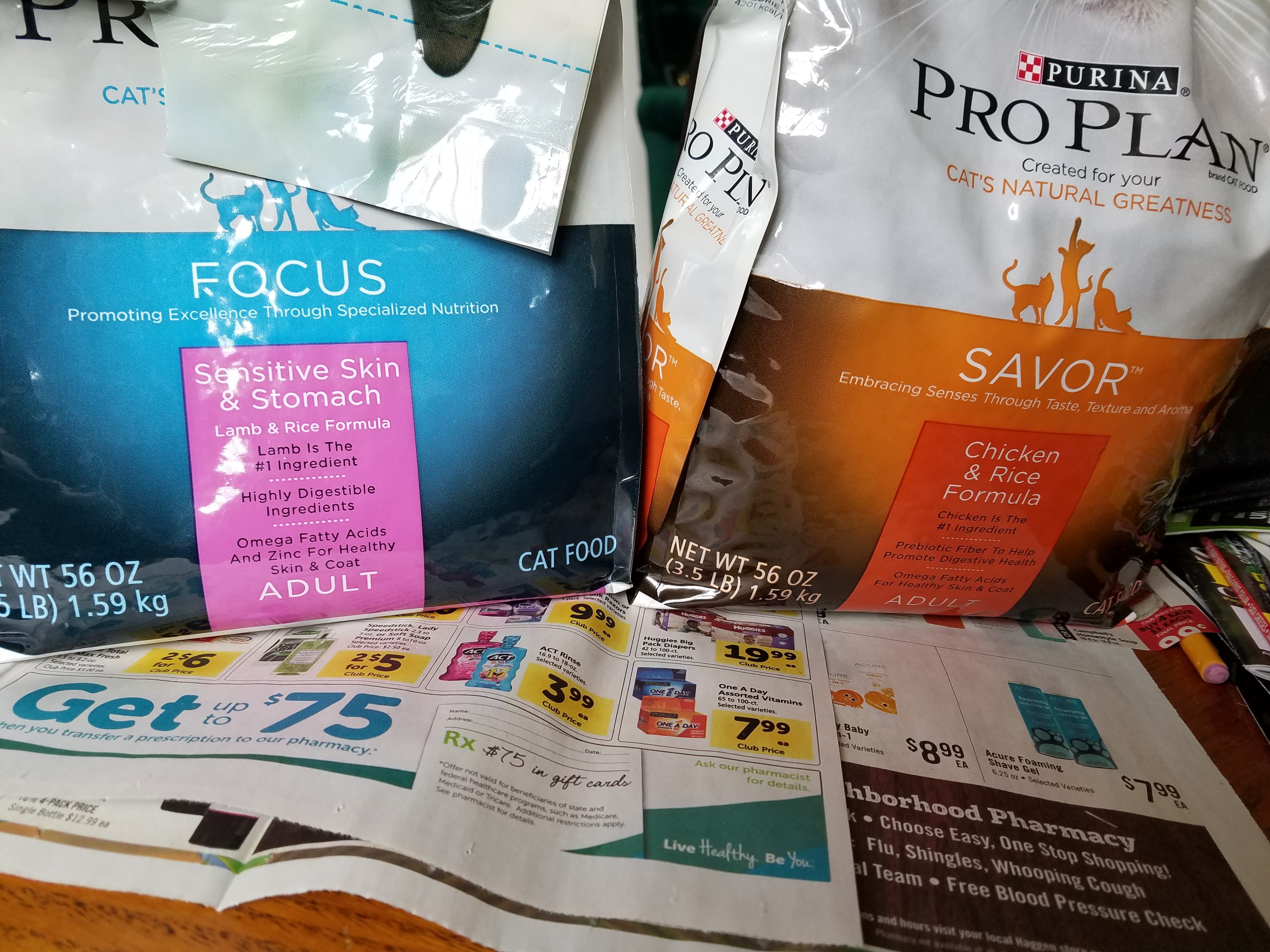 Top 43 Complaints and Reviews about Purina Pro Plan Cat Food