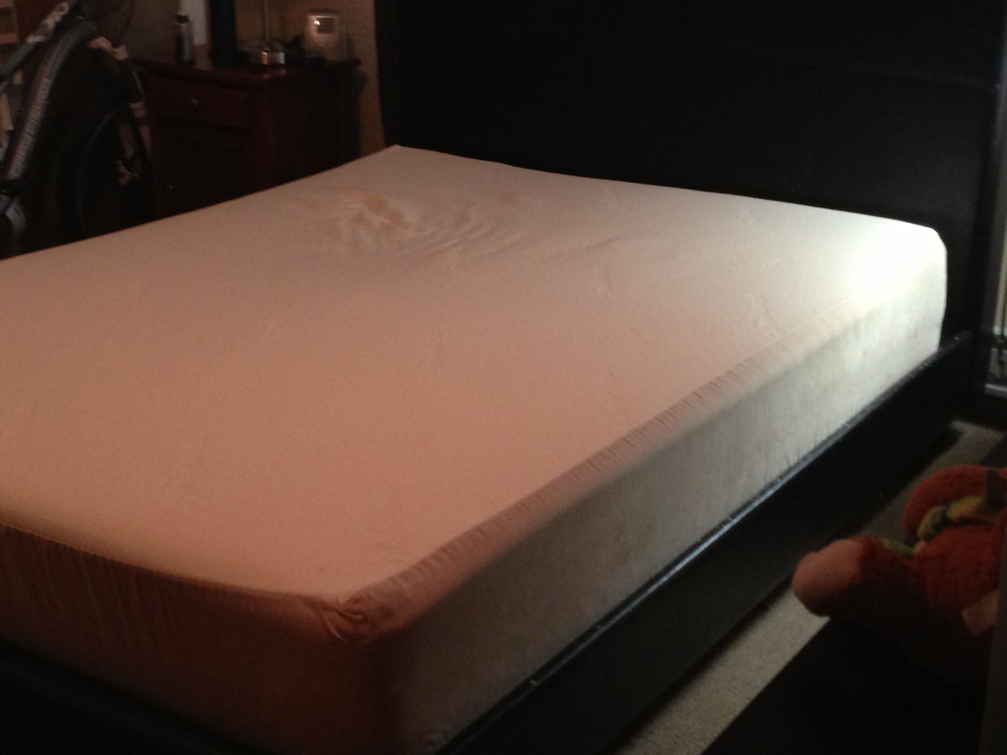 tempurpedic mattress on sleep-ezzzframe